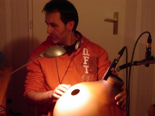 udu-drum-39JLRM